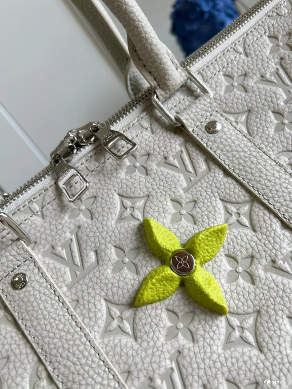 50 LOUIS VUITTON KEEPALL 0521
